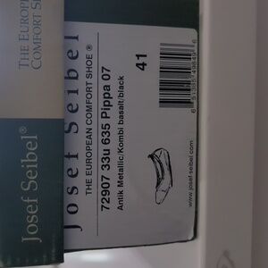 Josef Seibel Pippa Flats Size 41 (10)